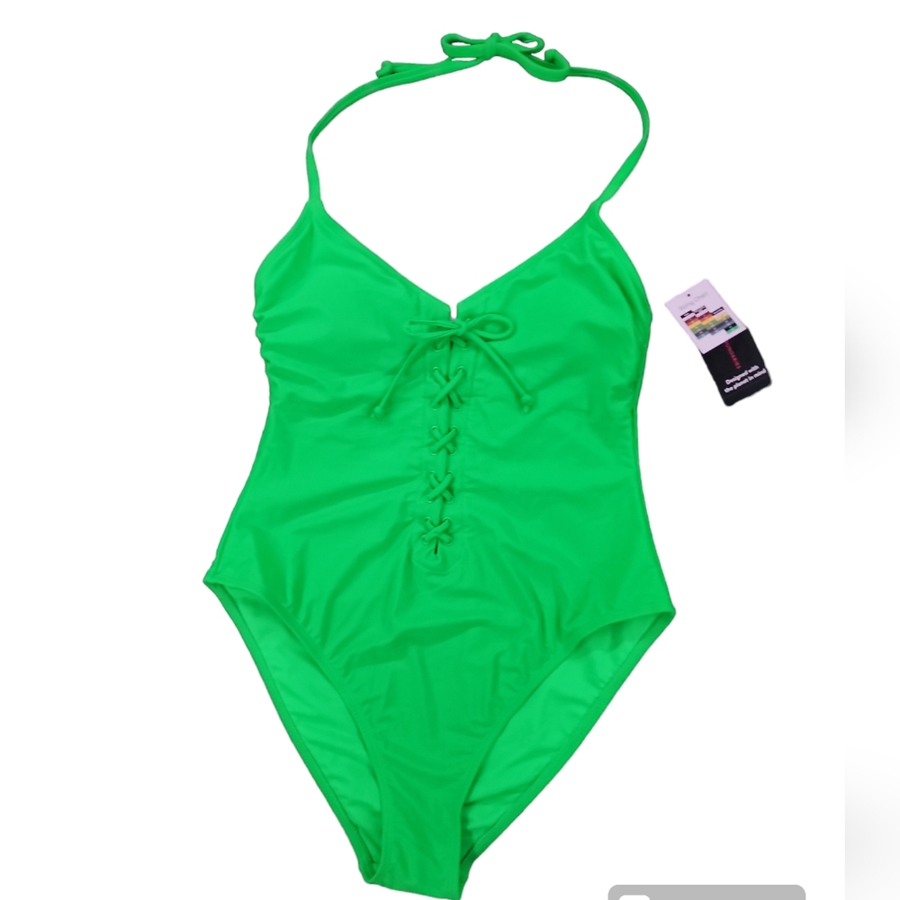 Swimsuit No‎ Boundaries | One-piece - Picture 3 of 5